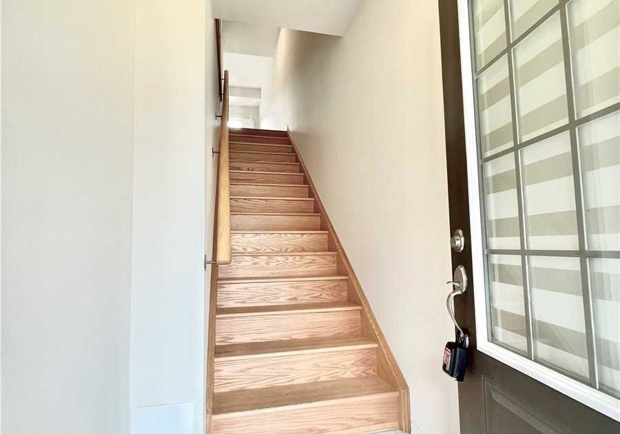 109-danzatore-path-oshawa-ontario-e12208604