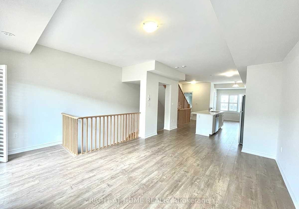 109-danzatore-path-oshawa-ontario-e12208604