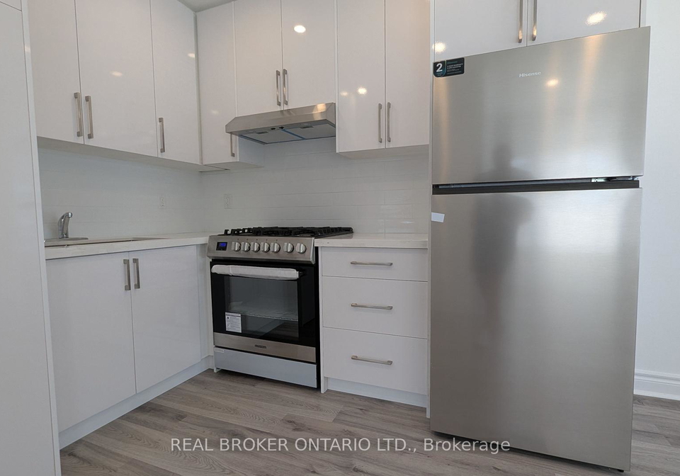 1150-woodbine-avenue-east-york-ontario-e12208799
