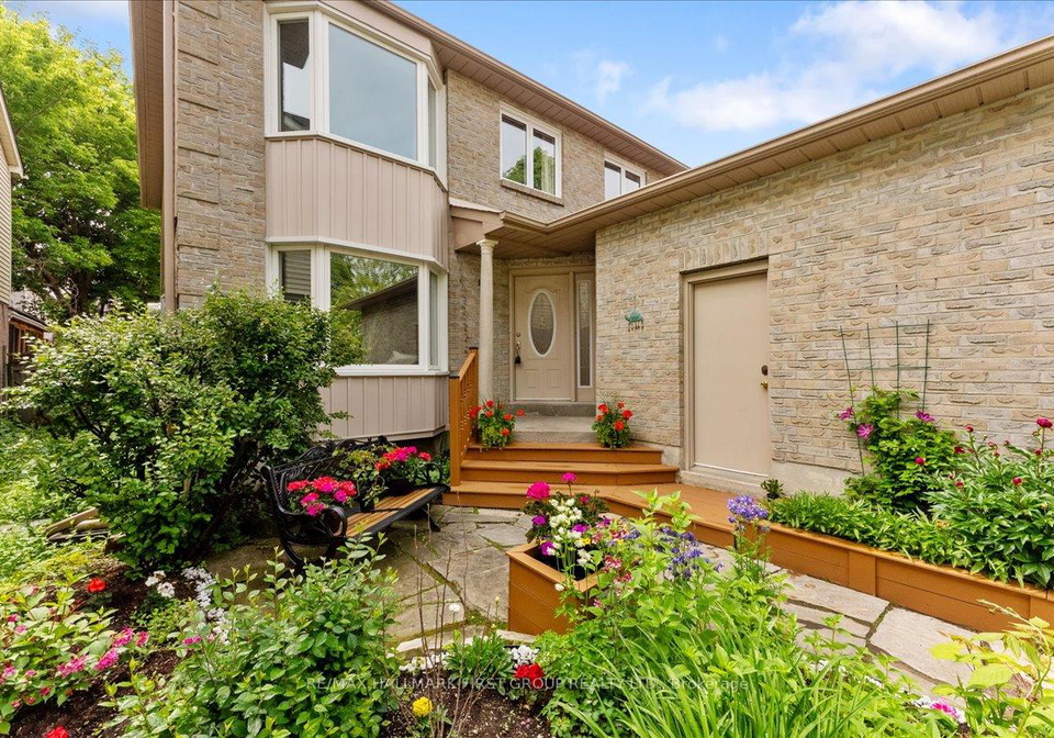 1342-anton-square-pickering-ontario-e12208889