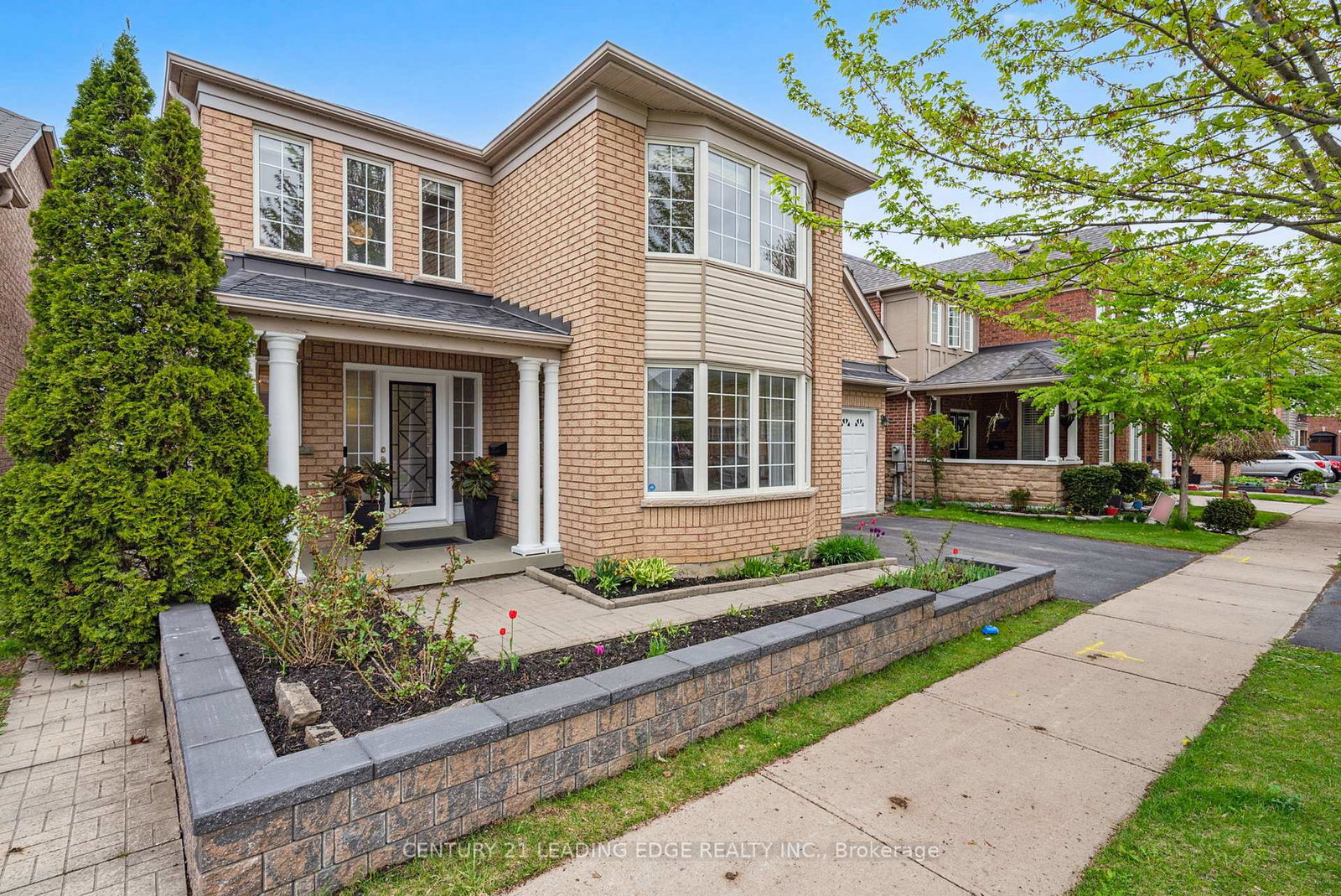 29-alden-square-ajax-ontario-e12209428