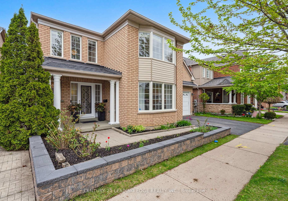 29-alden-square-ajax-ontario-e12209428