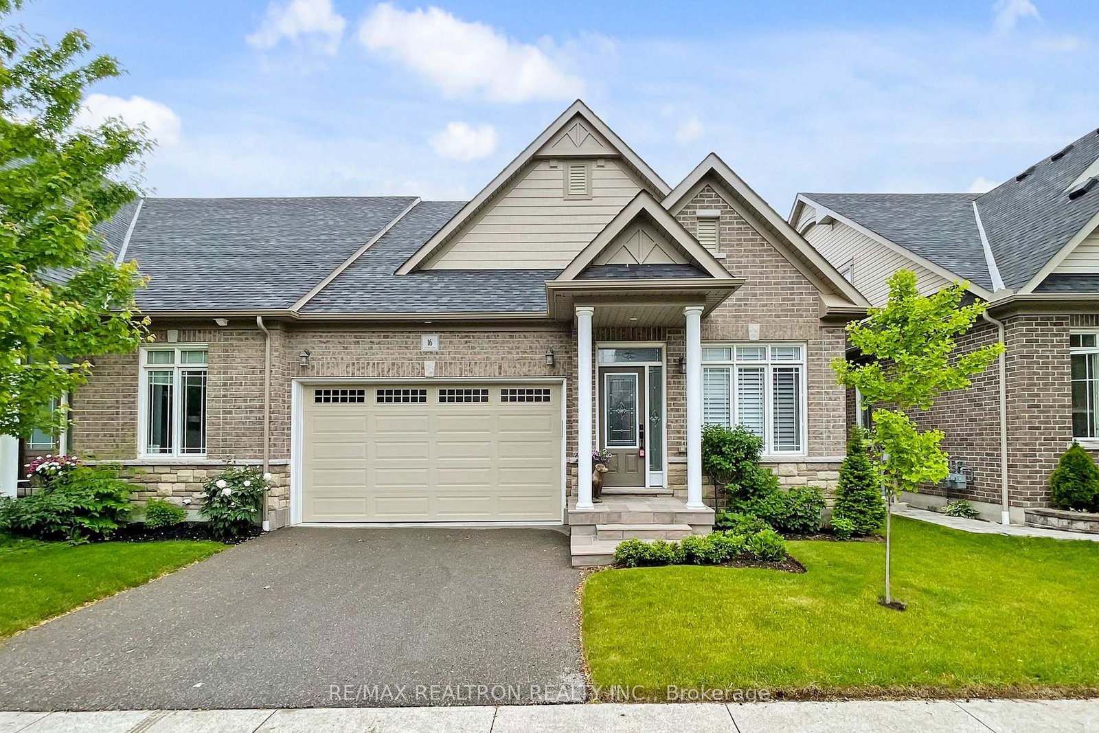 16-washburn-path-clarington-ontario-e12210459