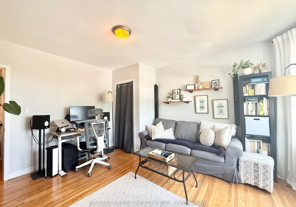 161-greenwood-avenue-toronto-ontario-e12210597
