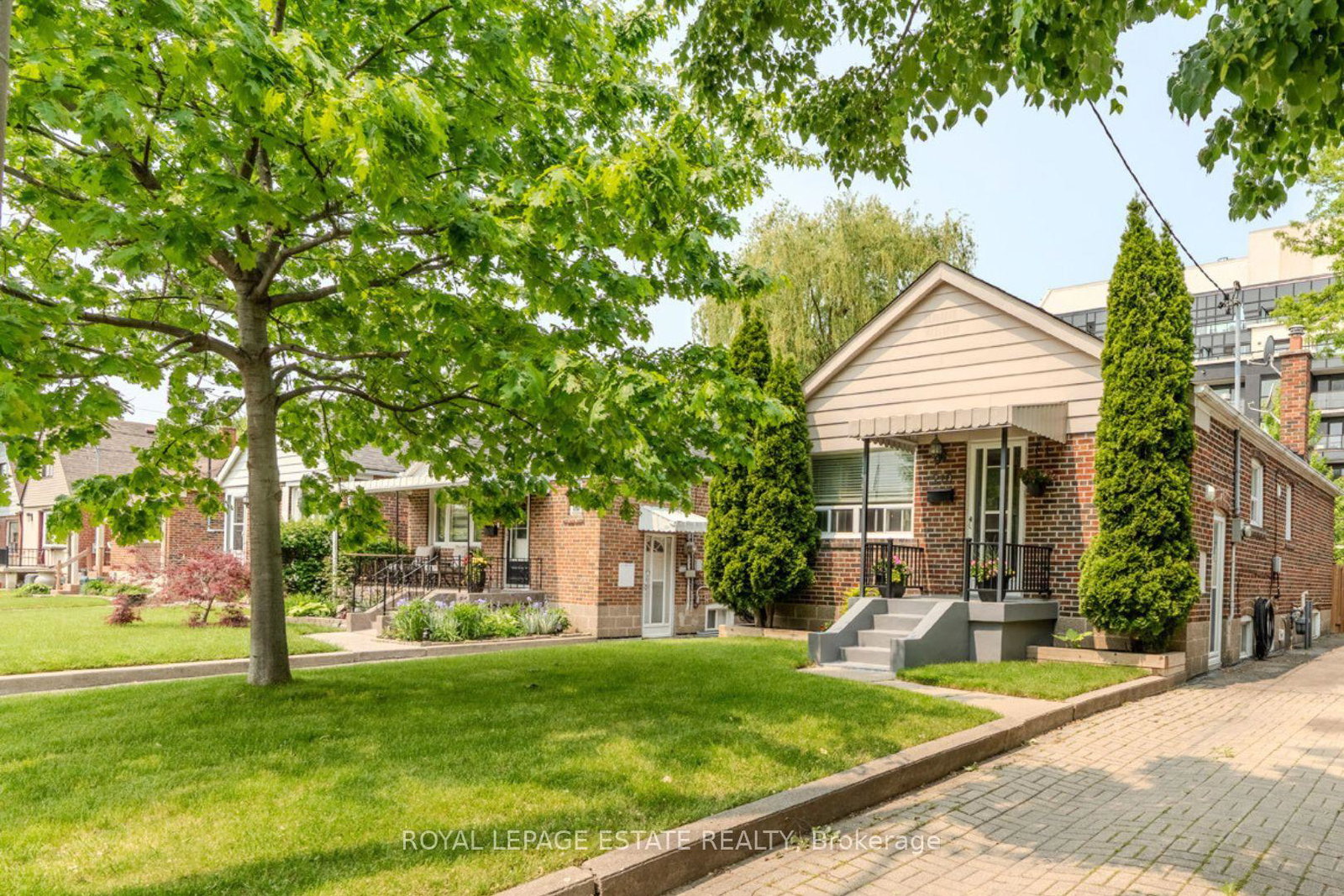 210-westview-boulevard-east-york-ontario-e12211524