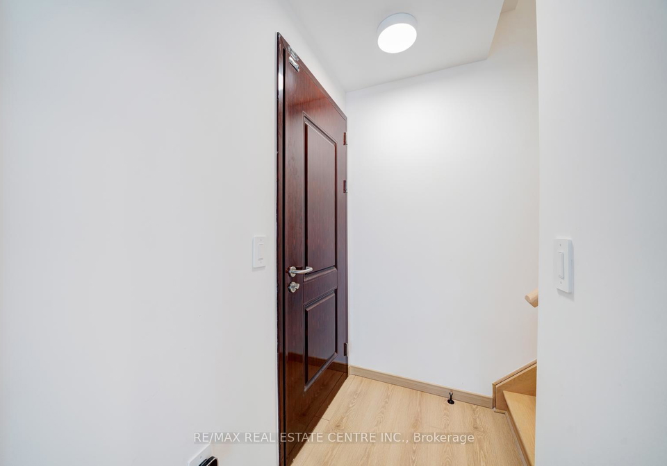 3425-sheppard-avenue-e-scarborough-ontario-e12211536