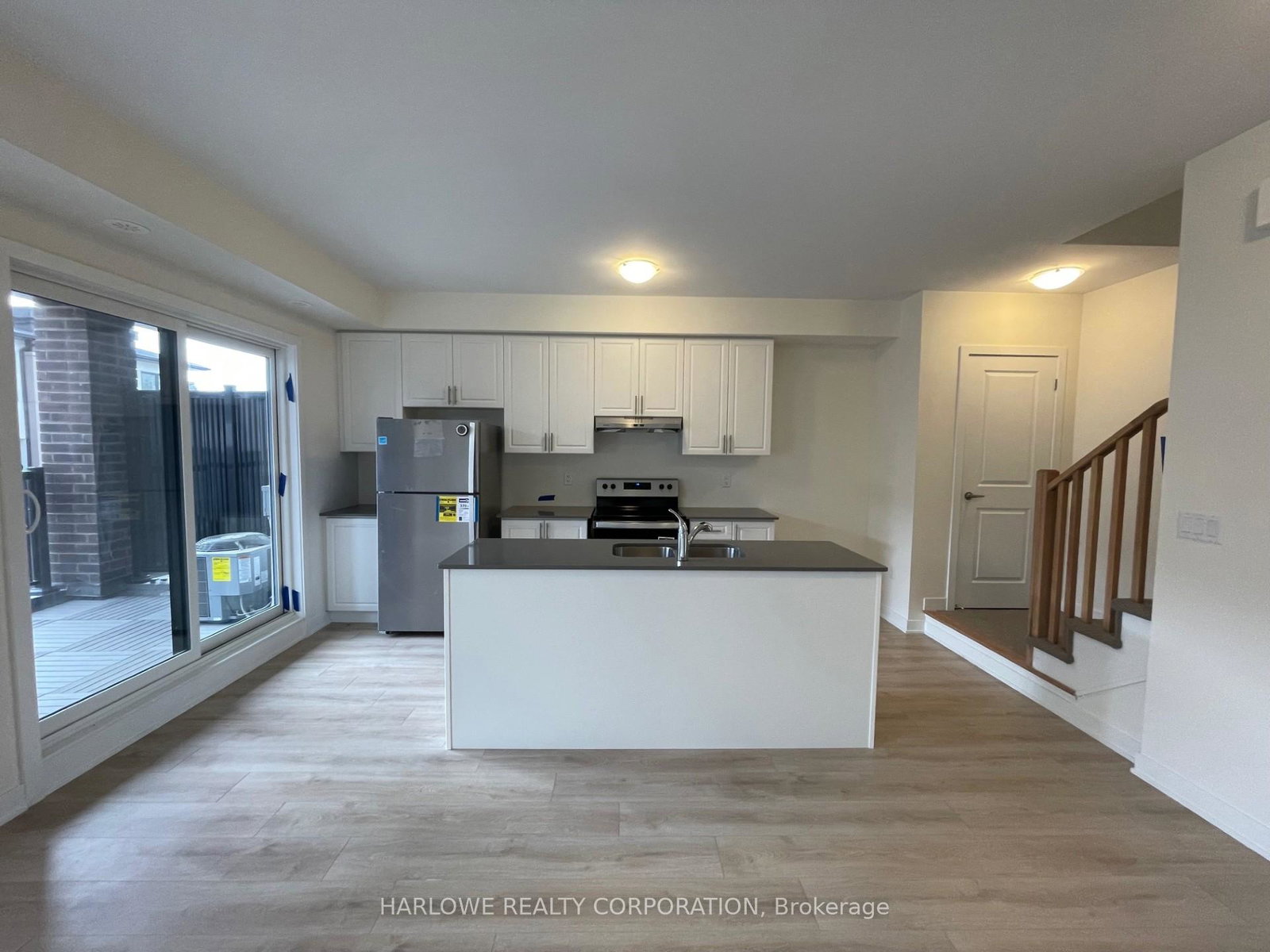 1695-dersan-street-pickering-ontario-e12212201