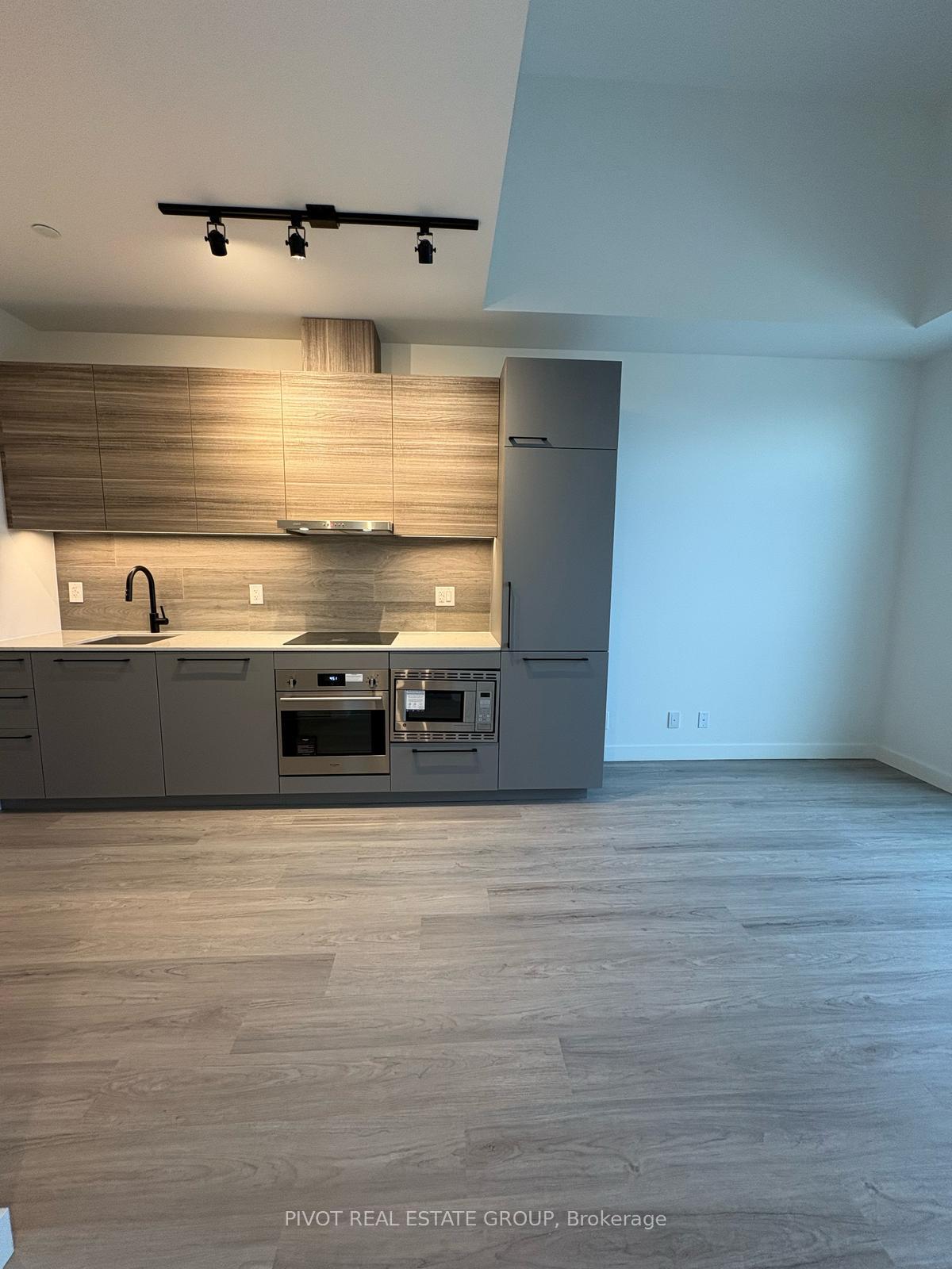 1050-eastern-avenue-toronto-ontario-e12212441