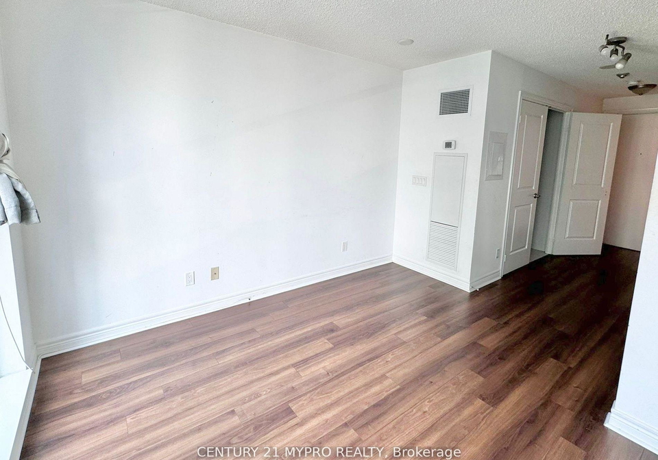 50-town-centre-court-scarborough-ontario-e12213666