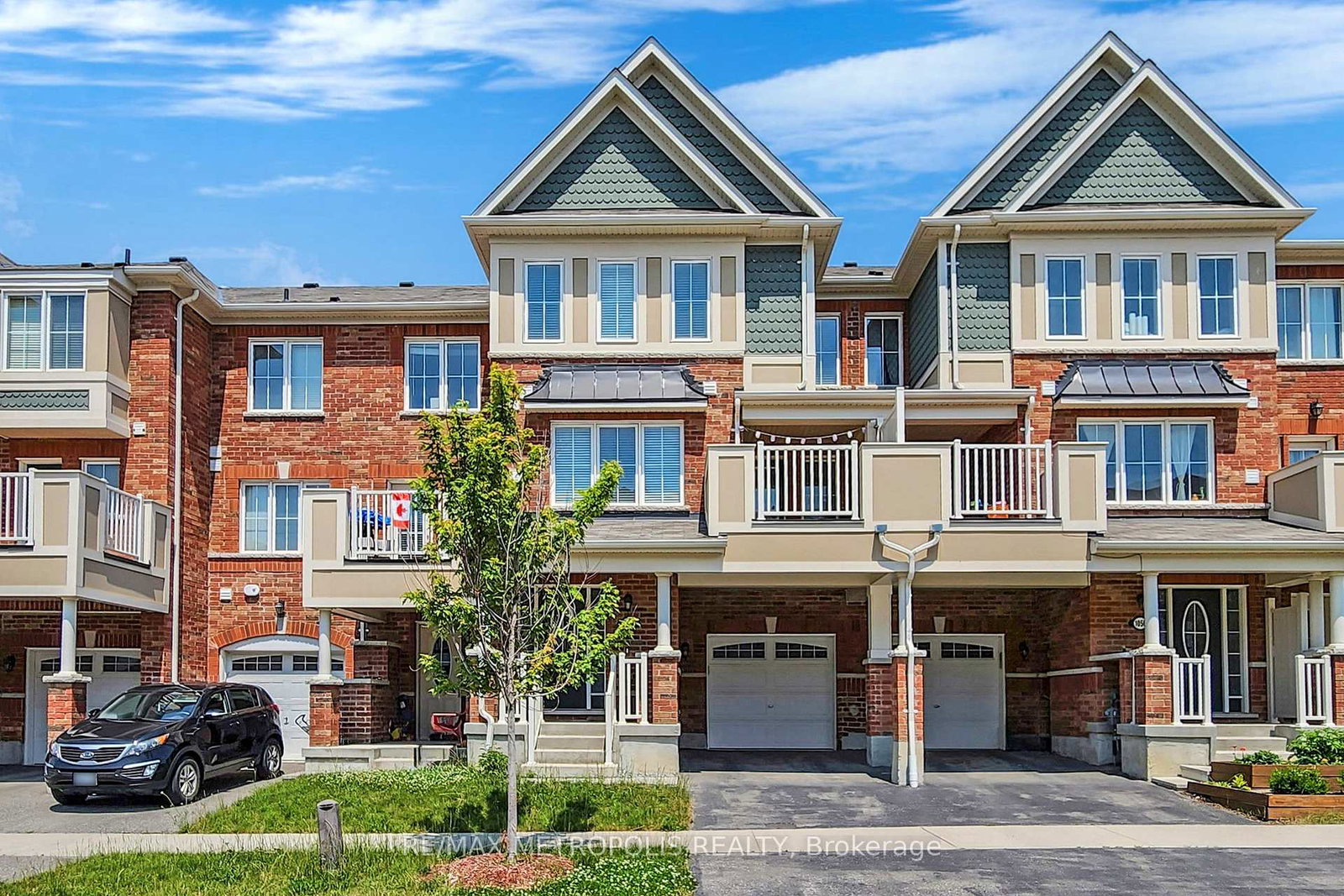1054-clipper-lane-pickering-ontario-e12214390