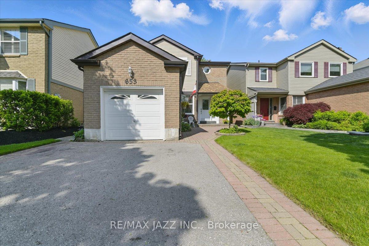653-cowan-circle-s-pickering-ontario-e12214966