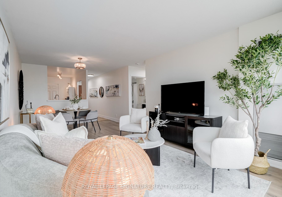 18-lee-centre-drive-scarborough-ontario-e12215633