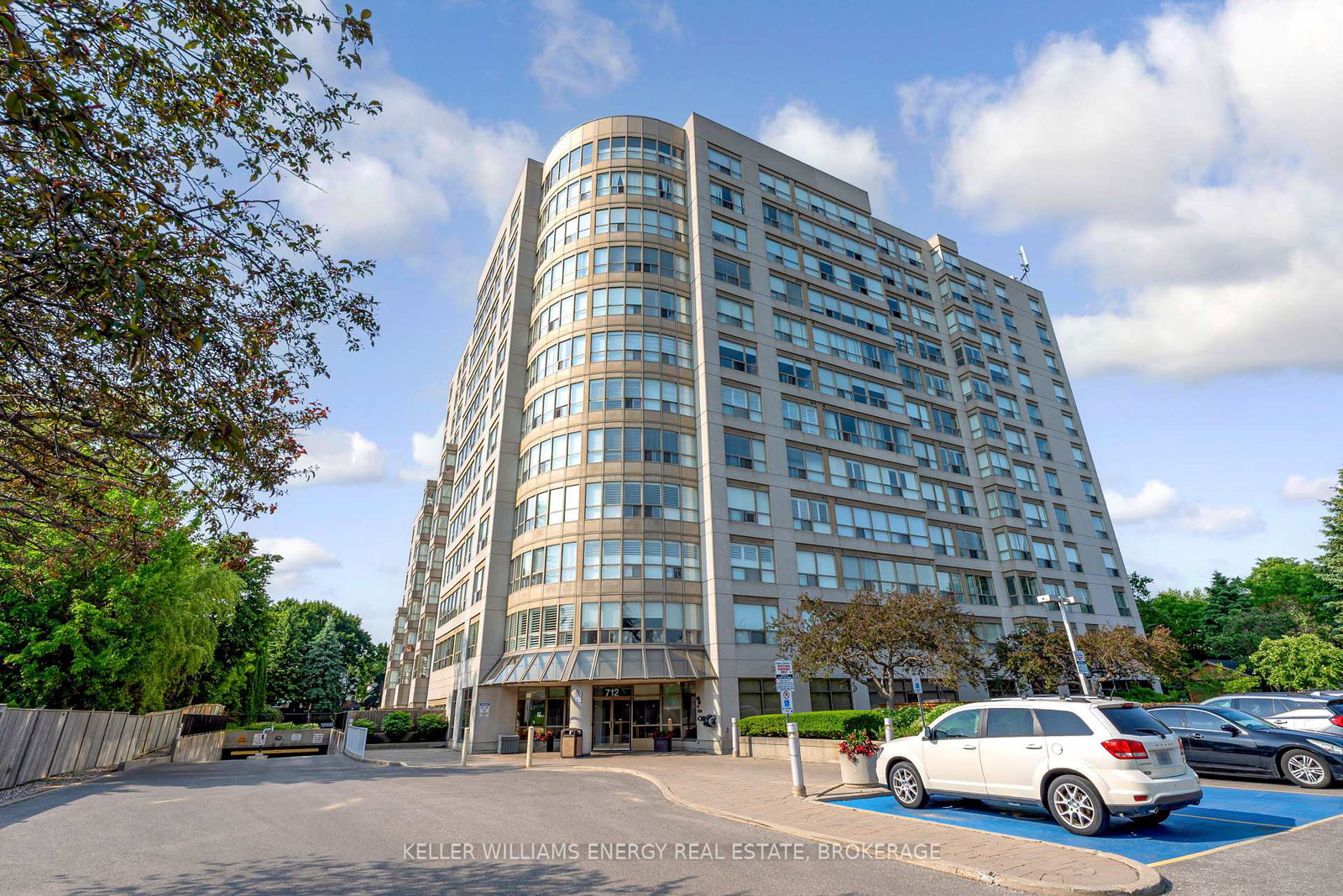 712-rossland-road-e-whitby-ontario-e12215772