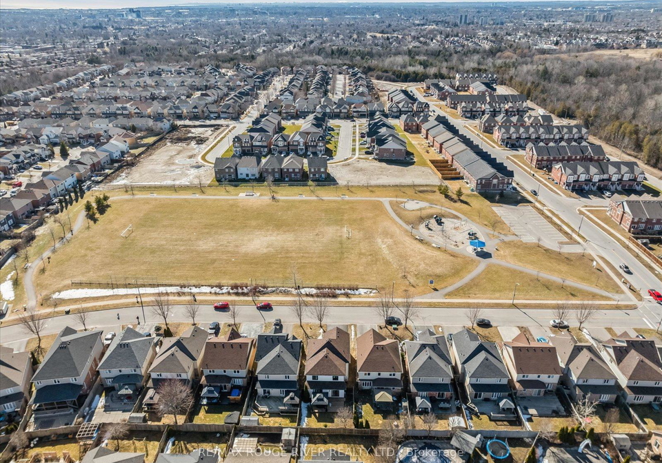 625-autumnwood-trail-oshawa-ontario-e12215819
