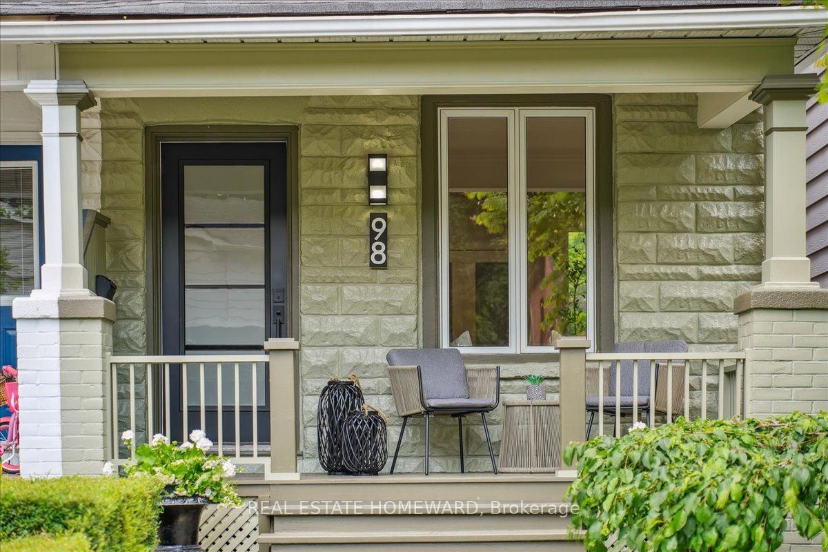 98-sparkhall-avenue-toronto-ontario-e12215949