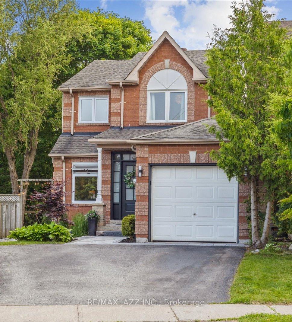 65-fry-crescent-clarington-ontario-e12216097
