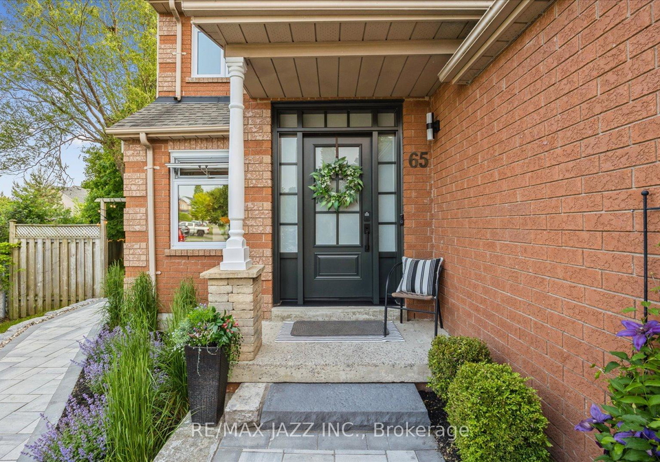 65-fry-crescent-clarington-ontario-e12216097