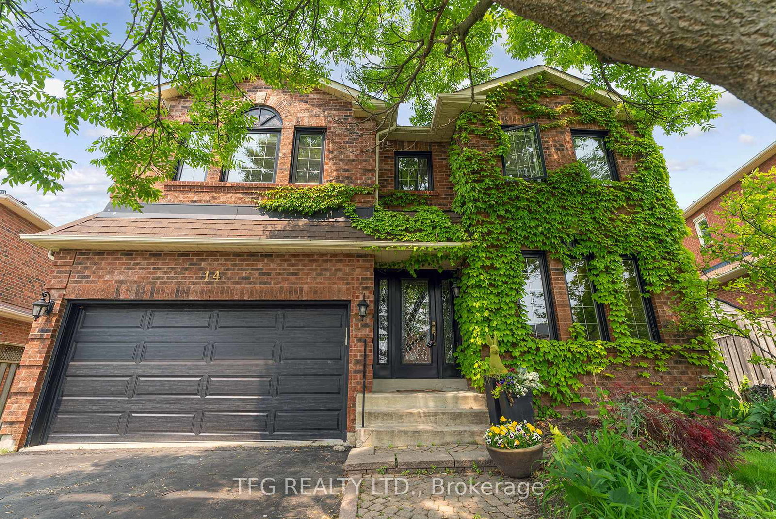 14-lismer-drive-whitby-ontario-e12216381