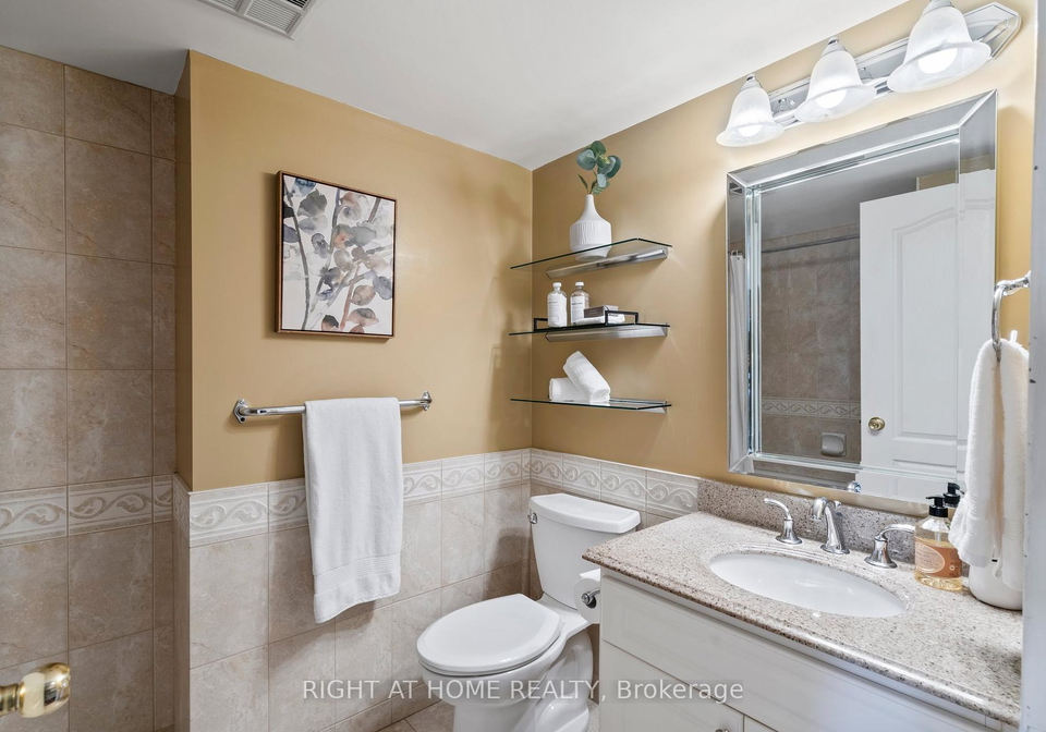 712-rossland-road-e-whitby-ontario-e12216399