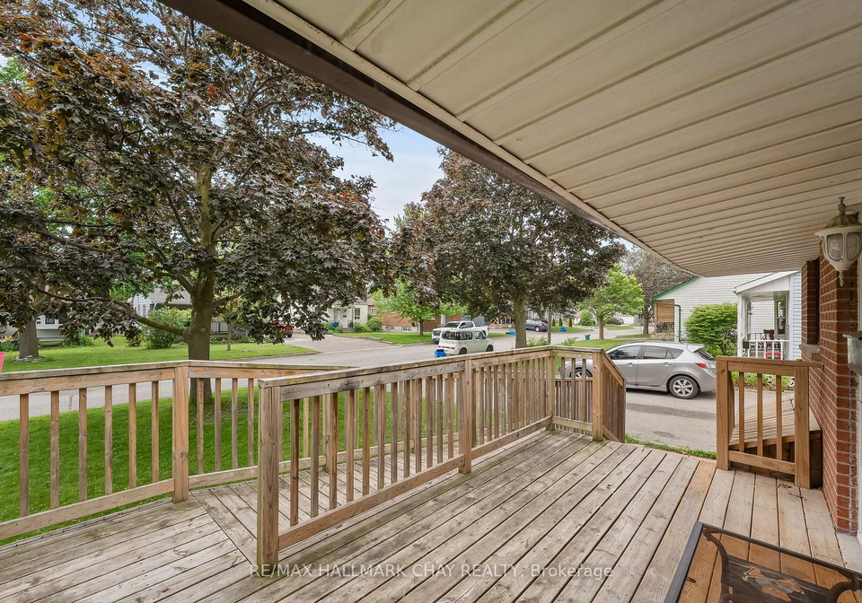 16-elgin-street-ajax-ontario-e12216875