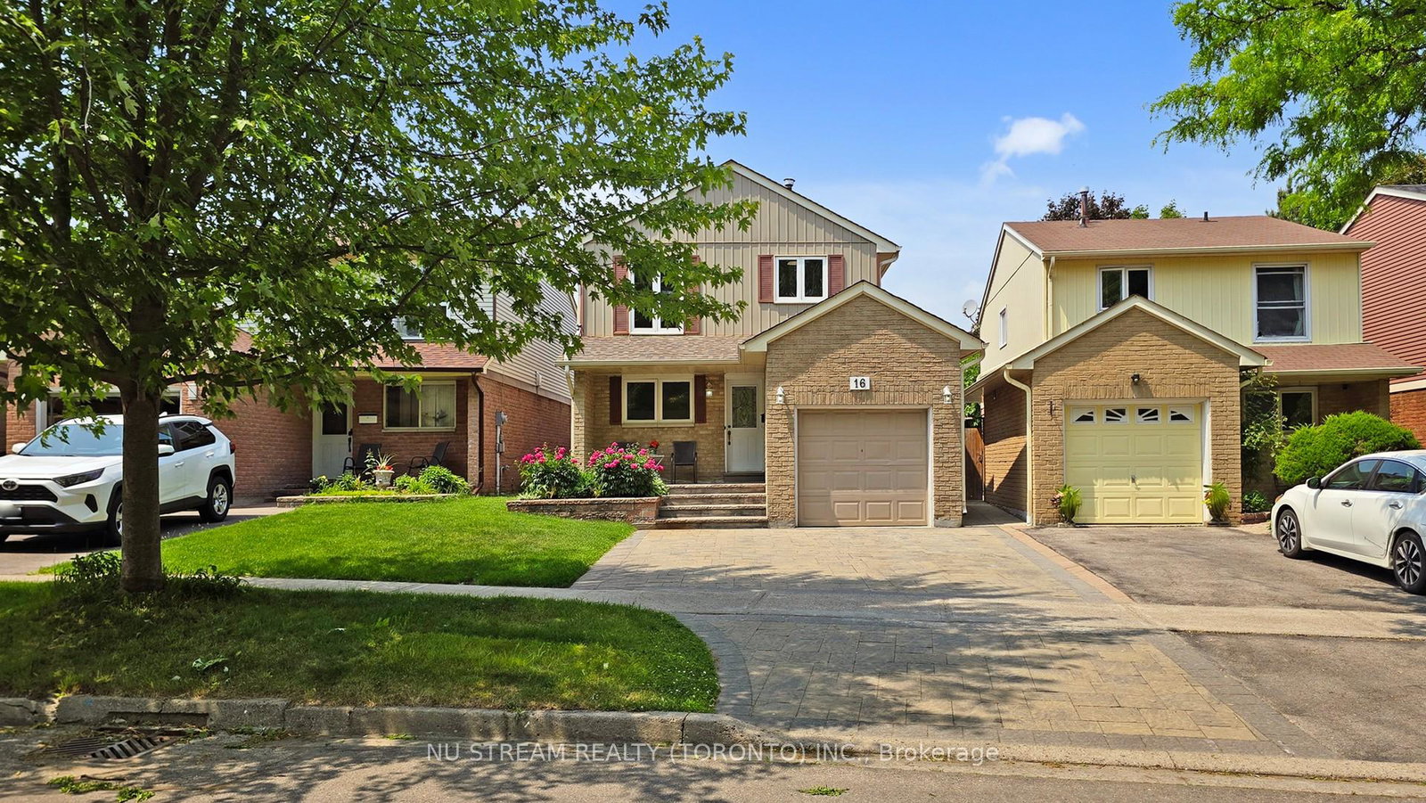 16-caronia-square-scarborough-ontario-e12217937