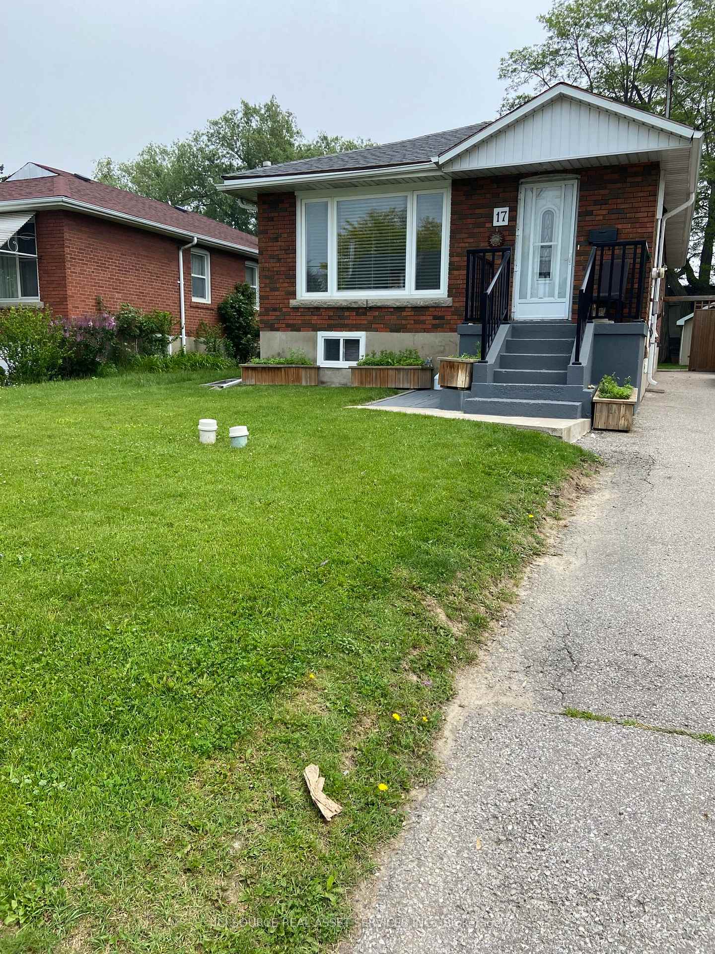 17-hubert-avenue-scarborough-ontario-e12218032
