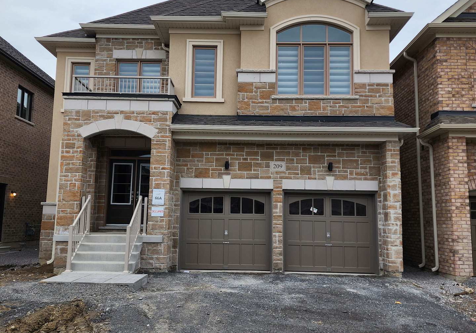 209-ronald-guscott-street-oshawa-ontario-e12218417