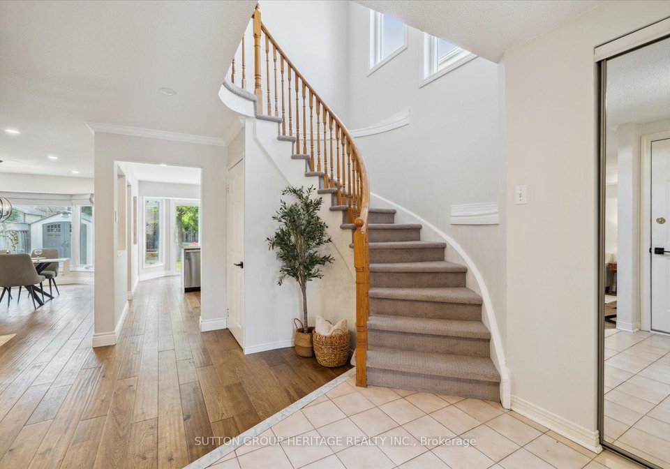 1061-rowntree-crescent-pickering-ontario-e12218448