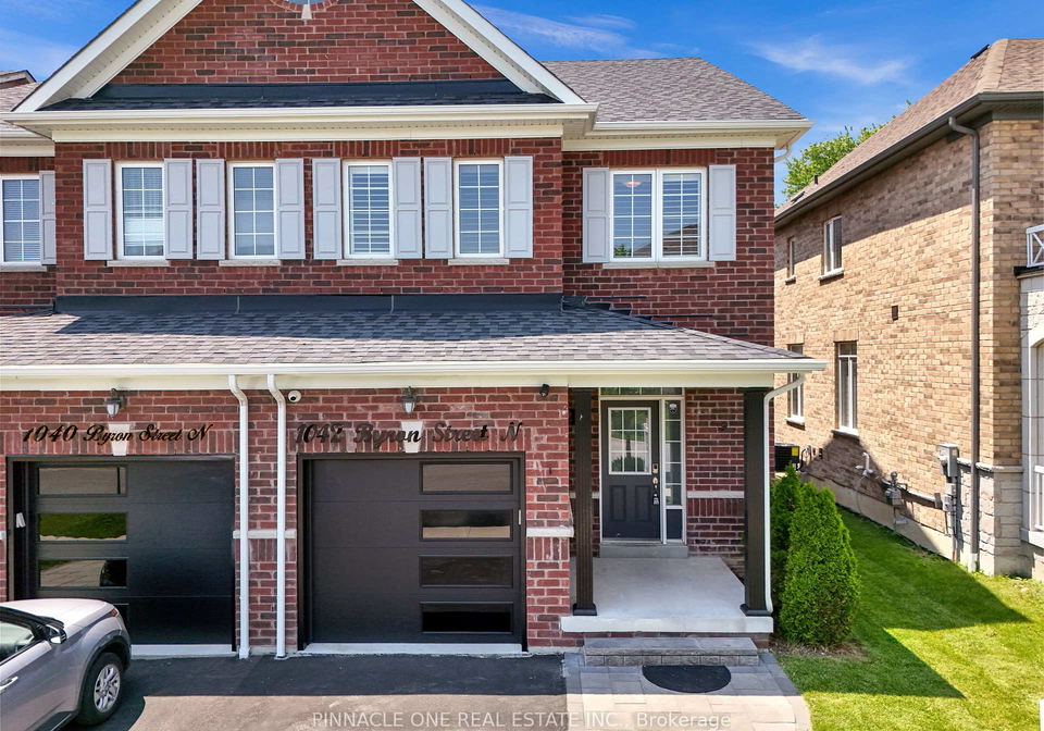 1042-byron-street-n-whitby-ontario-e12219760