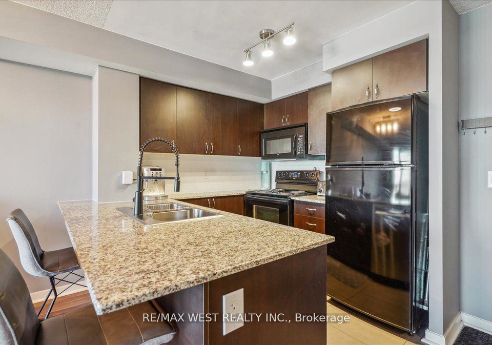 1235-bayly-street-pickering-ontario-e12219770