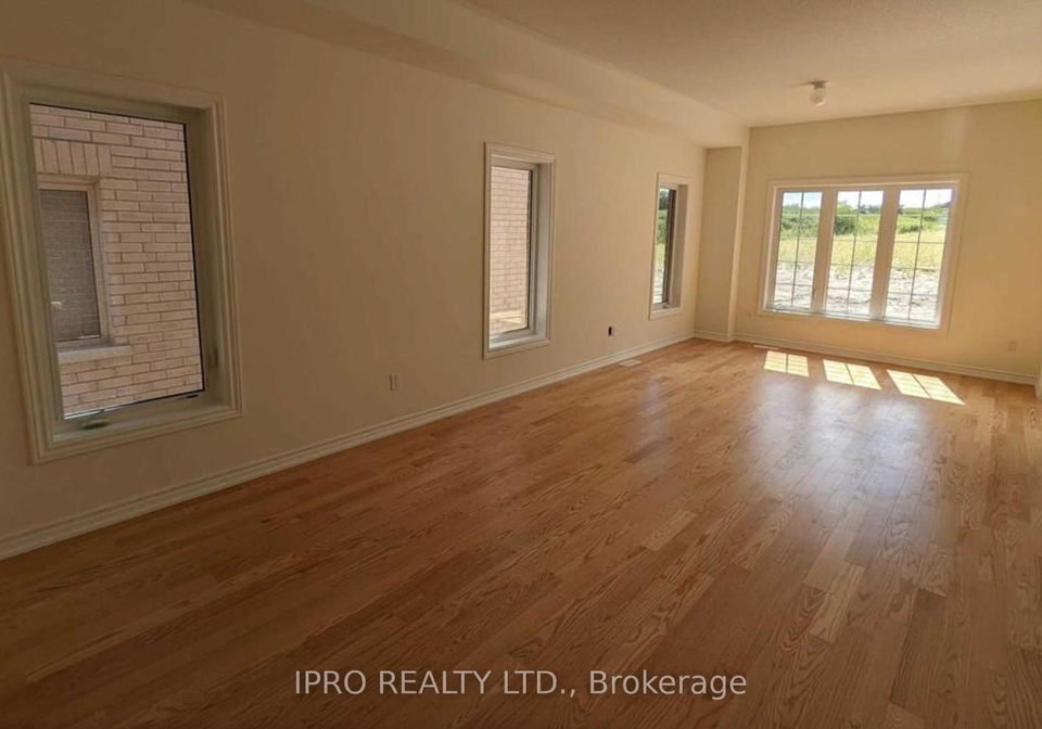 2422-angora-street-pickering-ontario-e12221367
