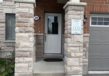 39-kilmarnock-crescent-s-whitby-ontario-e12222048