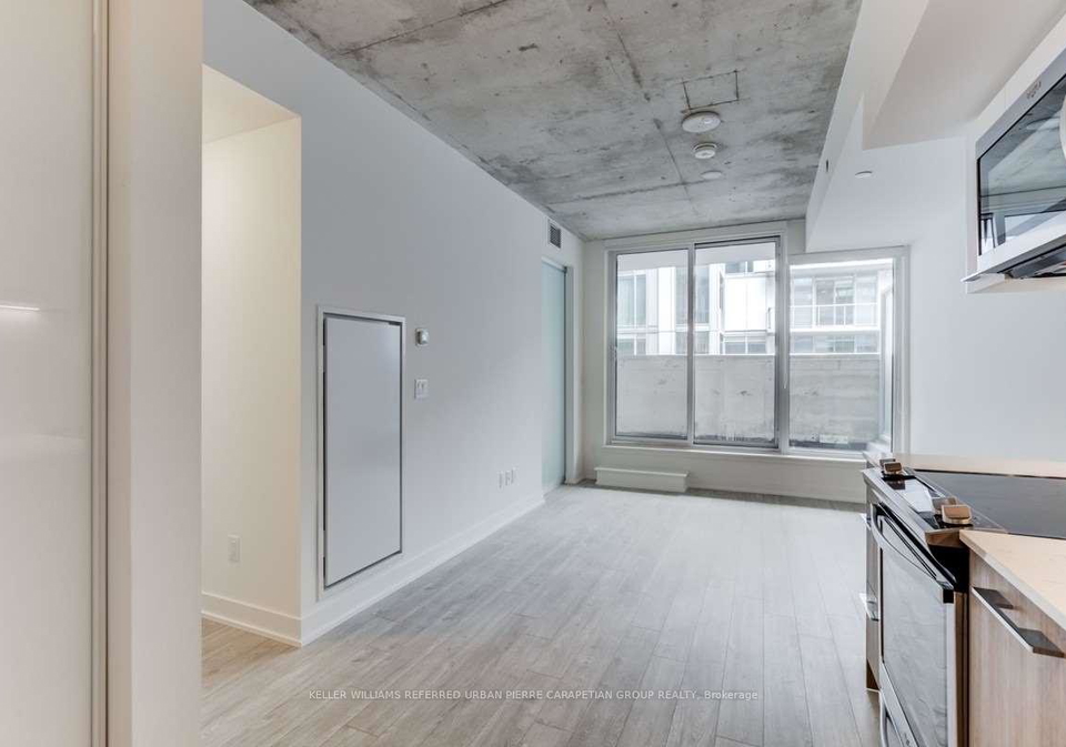 30-baseball-place-toronto-ontario-e12222538