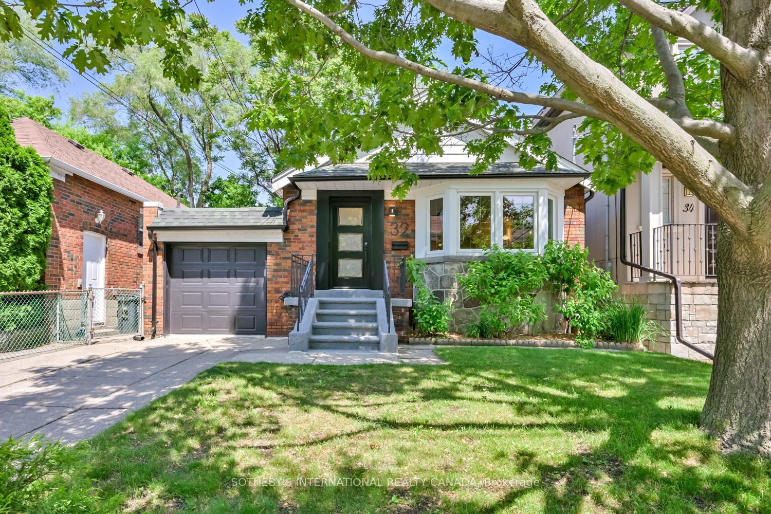 32-davies-crescent-east-york-ontario-e12222558
