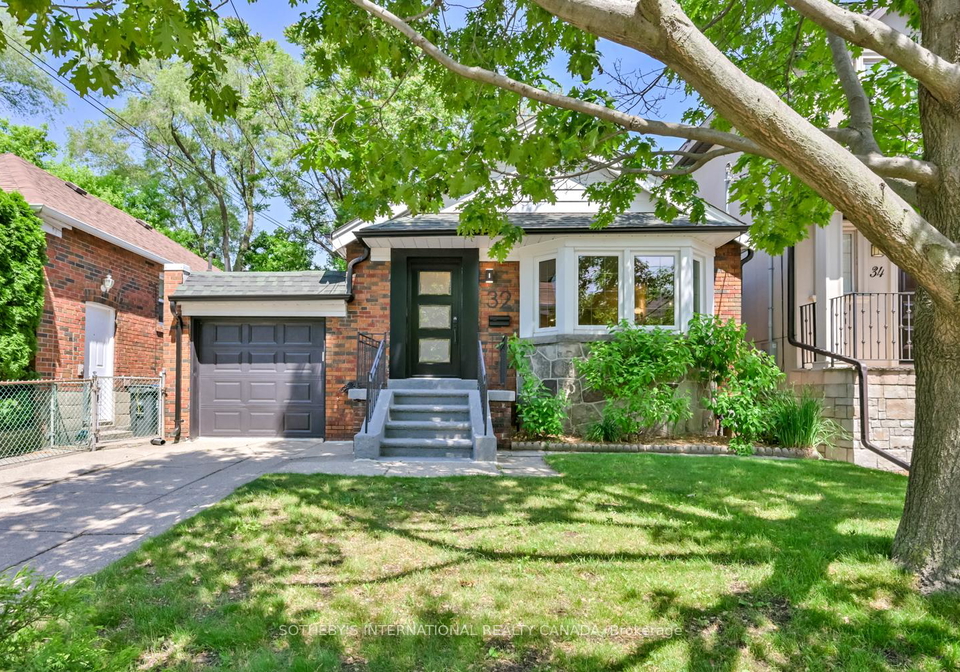32-davies-crescent-east-york-ontario-e12222558