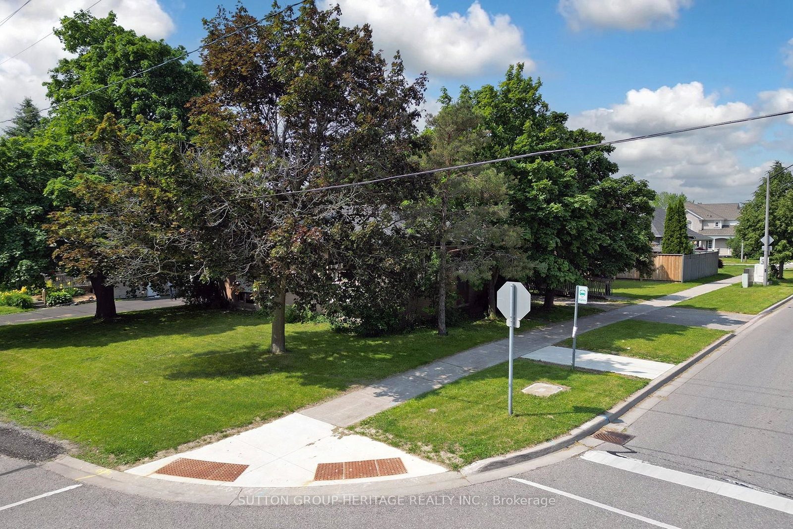 56-ferguson-avenue-whitby-ontario-e12222895