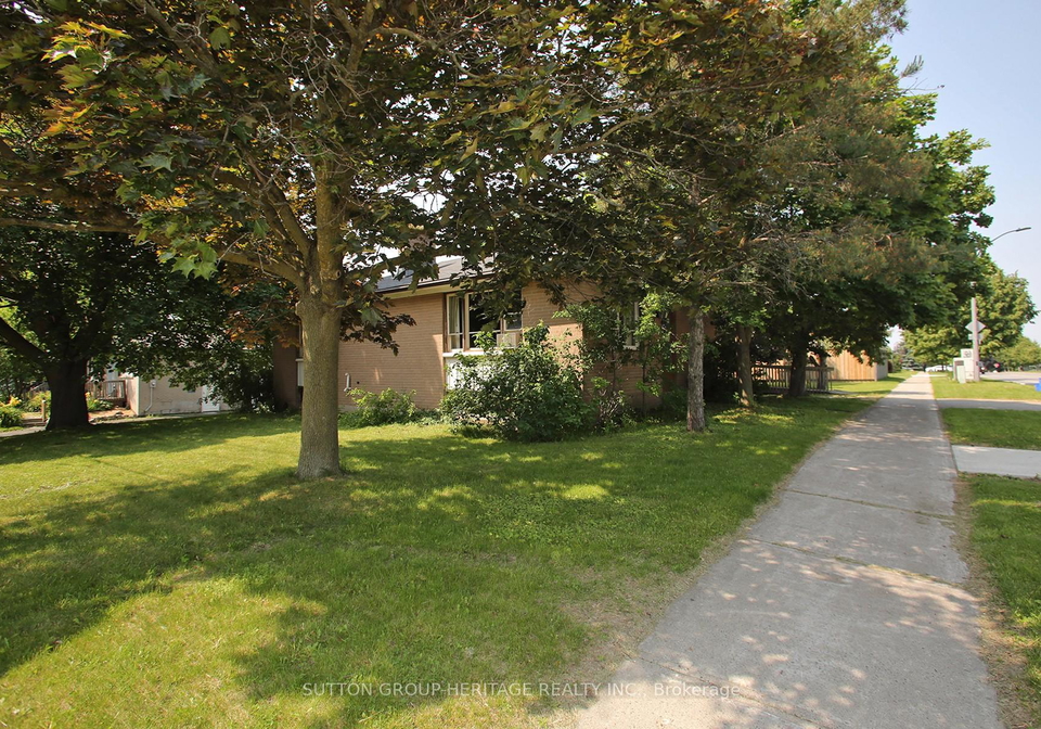 56-ferguson-avenue-whitby-ontario-e12222895
