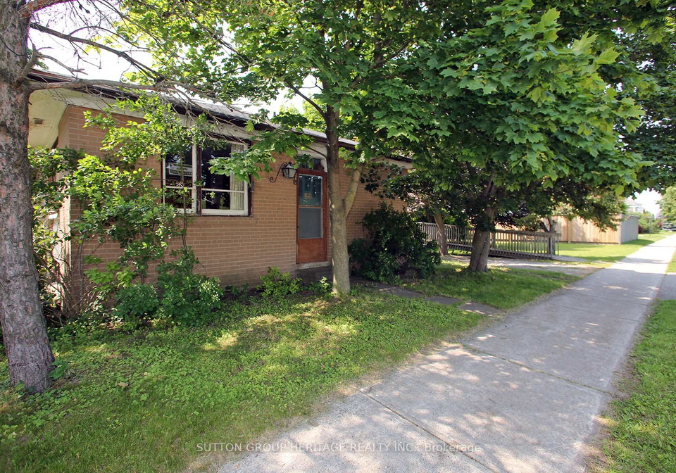 56-ferguson-avenue-whitby-ontario-e12222895