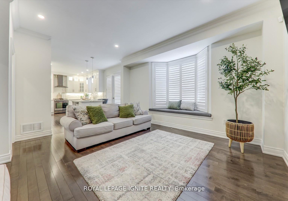 2362-pilgrim-square-oshawa-ontario-e12223212