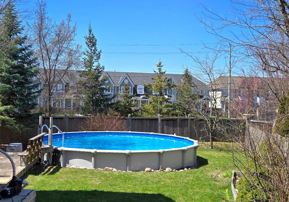 45-aster-crescent-whitby-ontario-e12223407