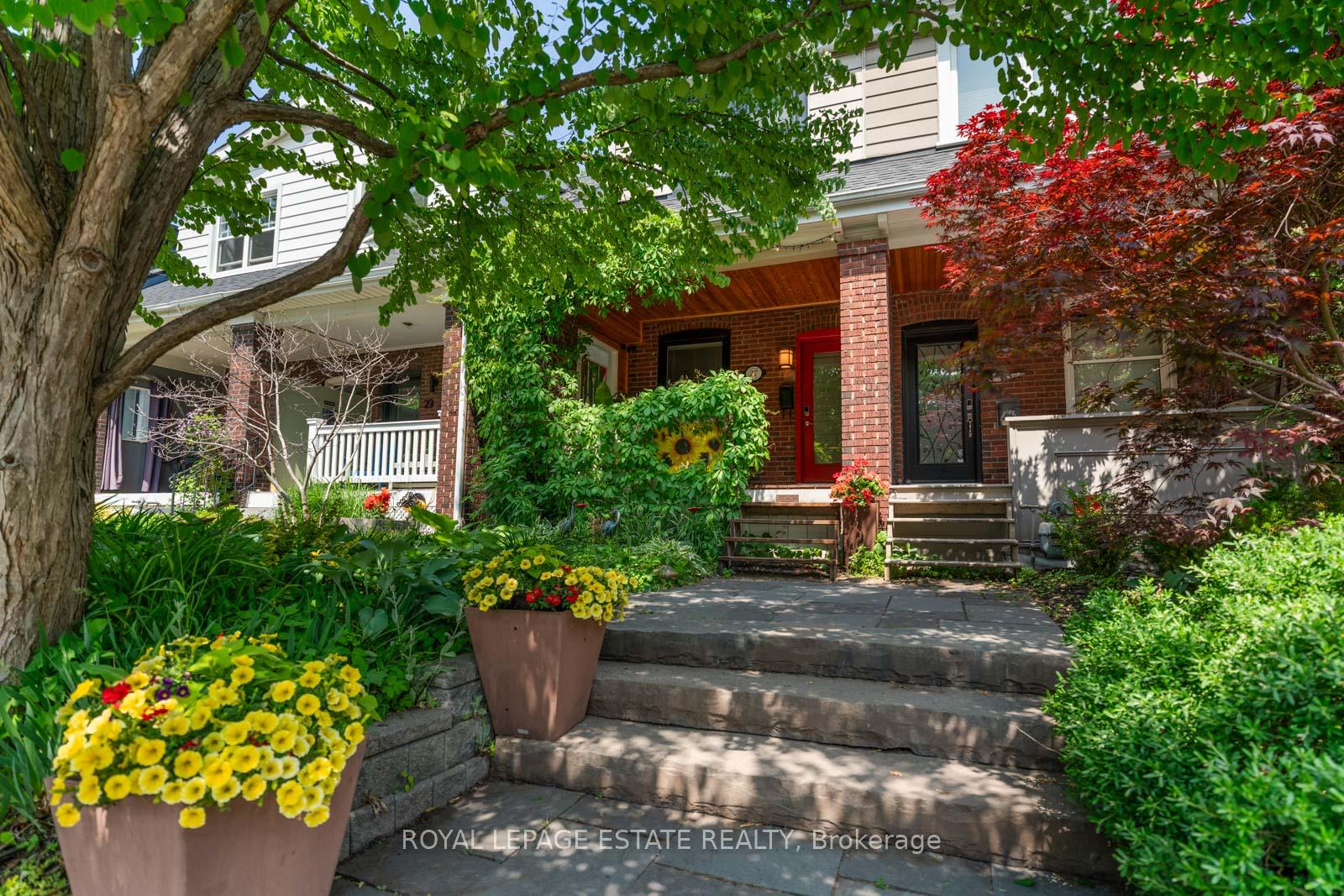27-lawlor-avenue-toronto-ontario-e12223416