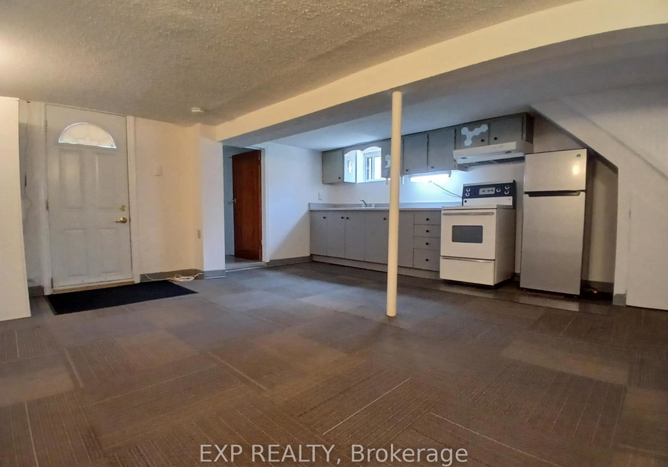 1-chilton-road-east-york-ontario-e12223447