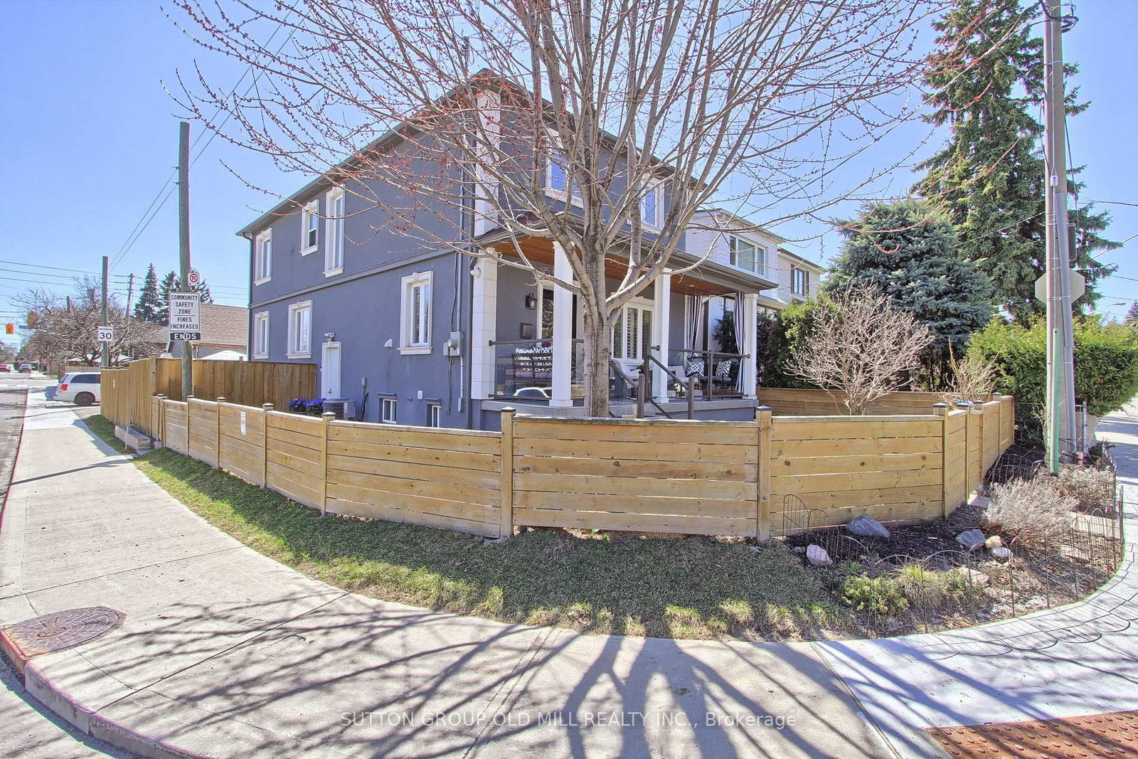 25-savoy-avenue-east-york-ontario-e12223890