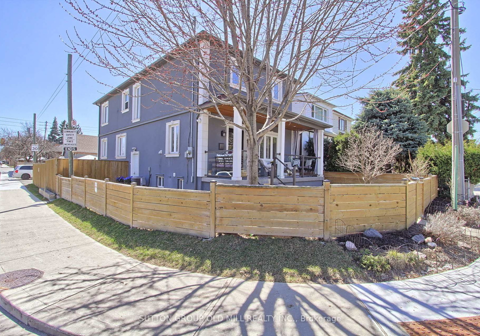 25-savoy-avenue-east-york-ontario-e12223890