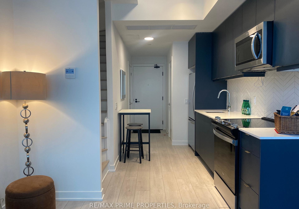 1604-charles-street-whitby-ontario-e12224516