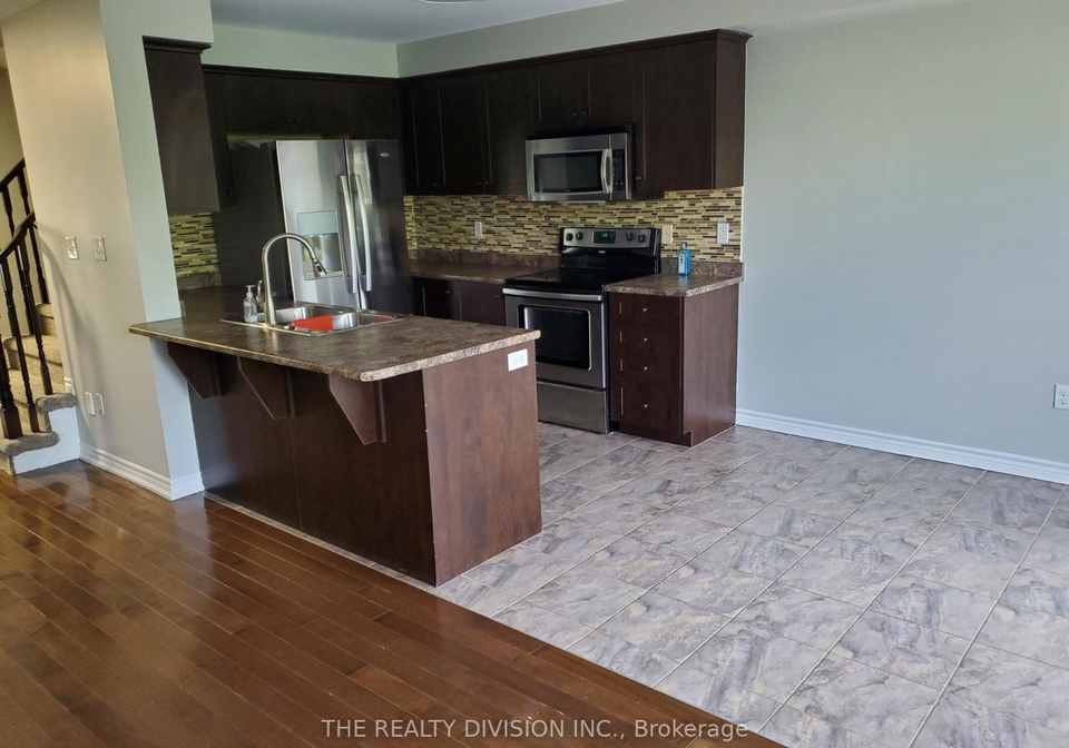 715-grandview-street-n-oshawa-ontario-e12225003