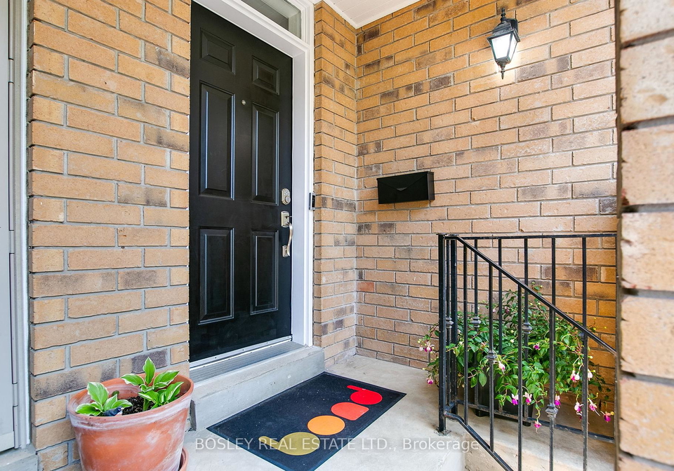 9-agnes-lane-toronto-ontario-e12225350
