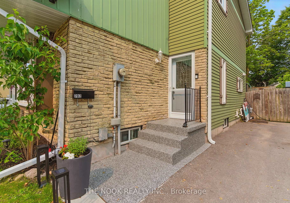 702-hillcroft-street-oshawa-ontario-e12225380