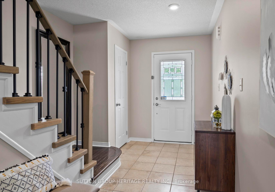 4-vessel-crescent-scarborough-ontario-e12225424