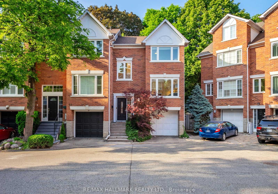 16-fitzgerald-mews-toronto-ontario-e12225446